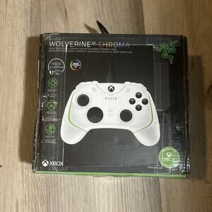 Razor Wolverine V2 Chroma Xbox Series X/S Controller With Razor Chroma Rgb